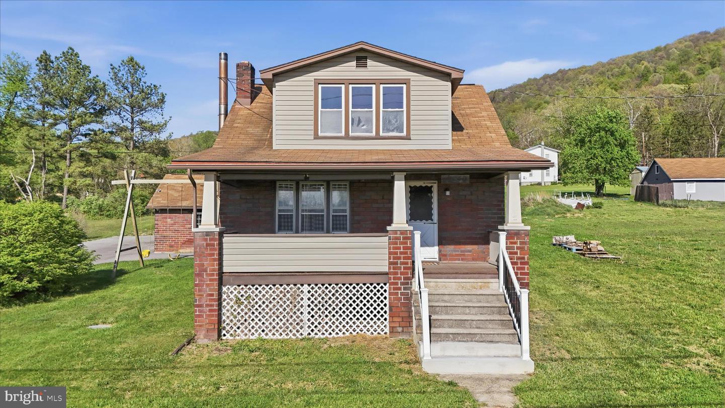 14510 Uhl Highway SE, Cumberland