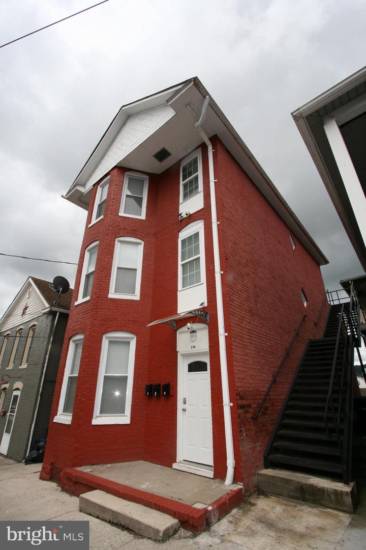 236 Glenn Street