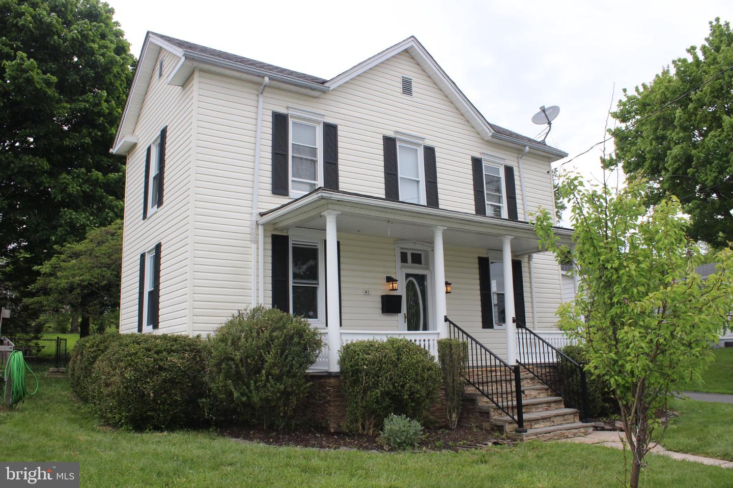 91 Pine Street