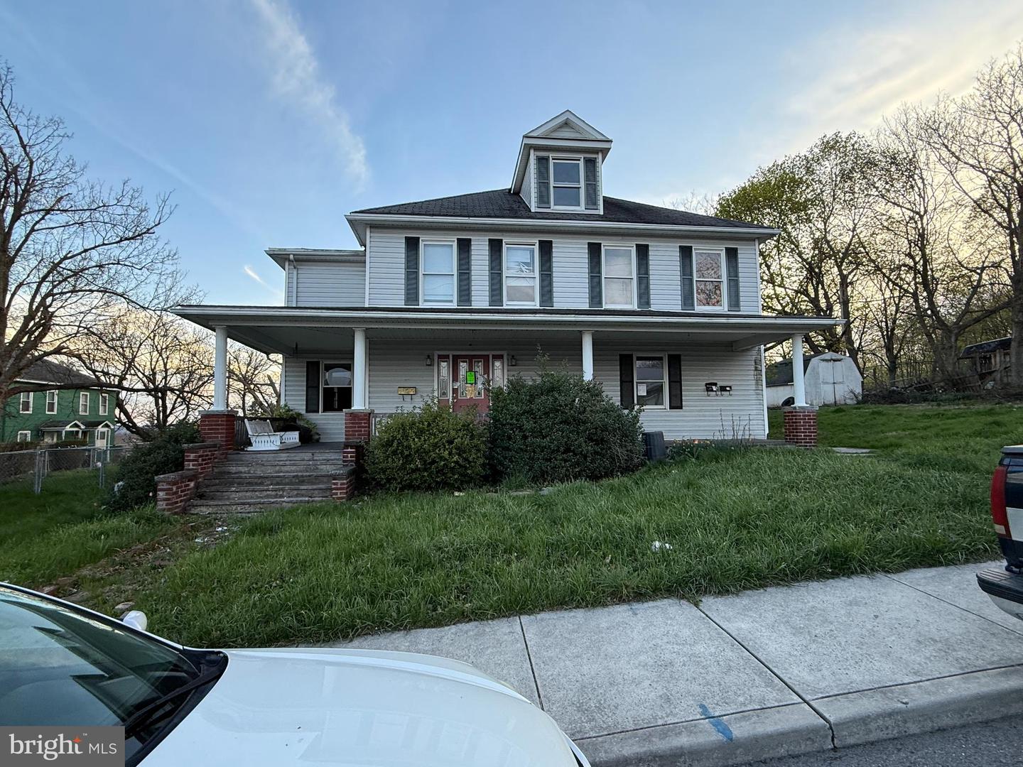 118 W Mechanic Street