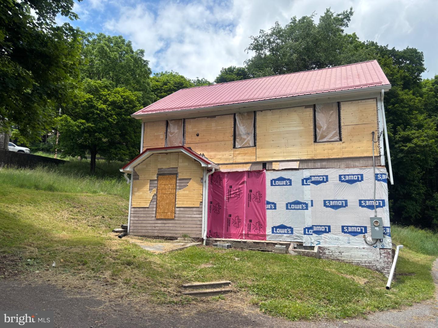 72 Mount Savage Road NW