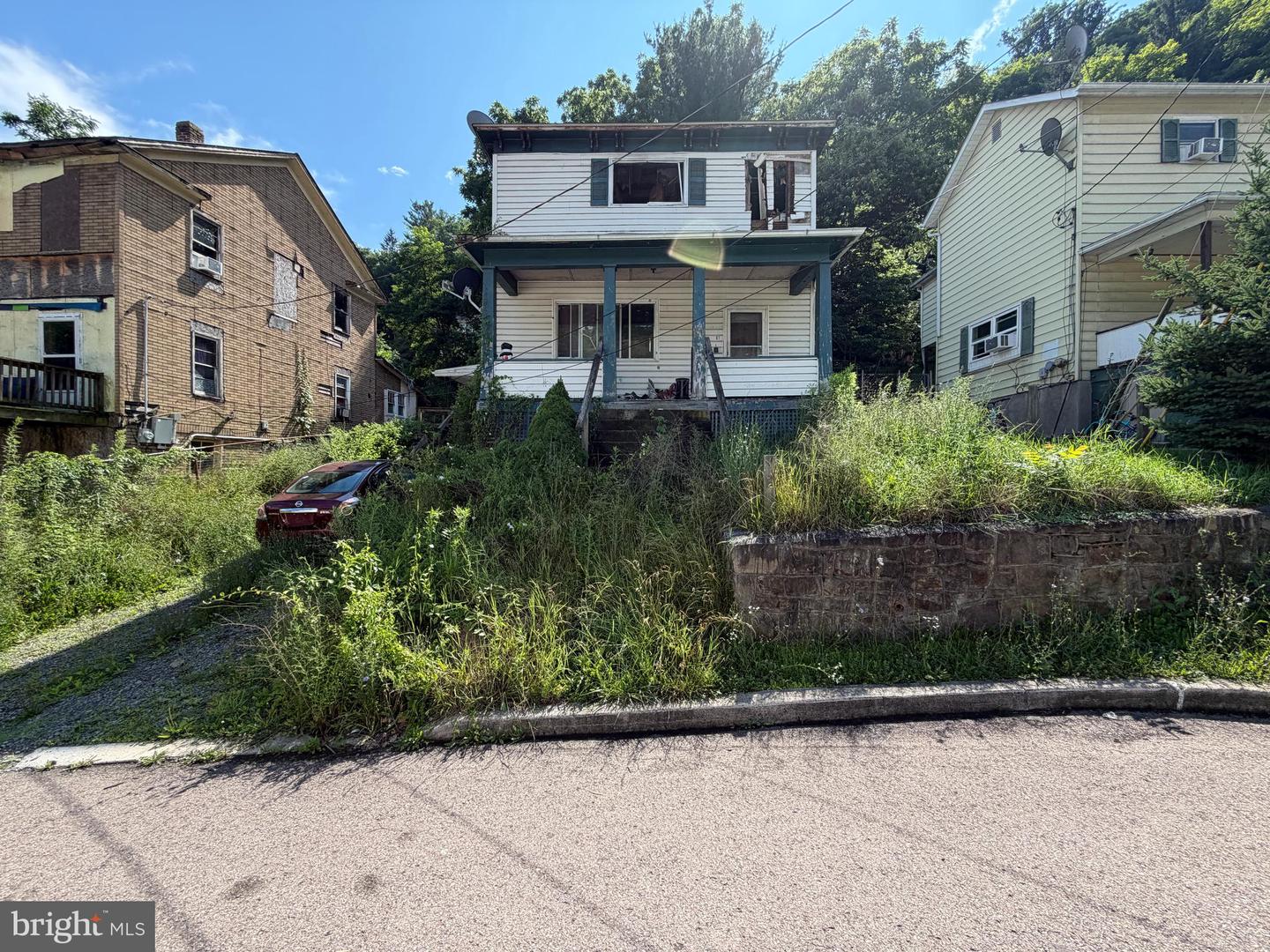 87 Douglas Avenue