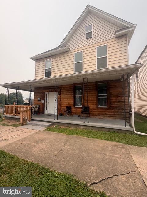 319 Grand Avenue, Cumberland