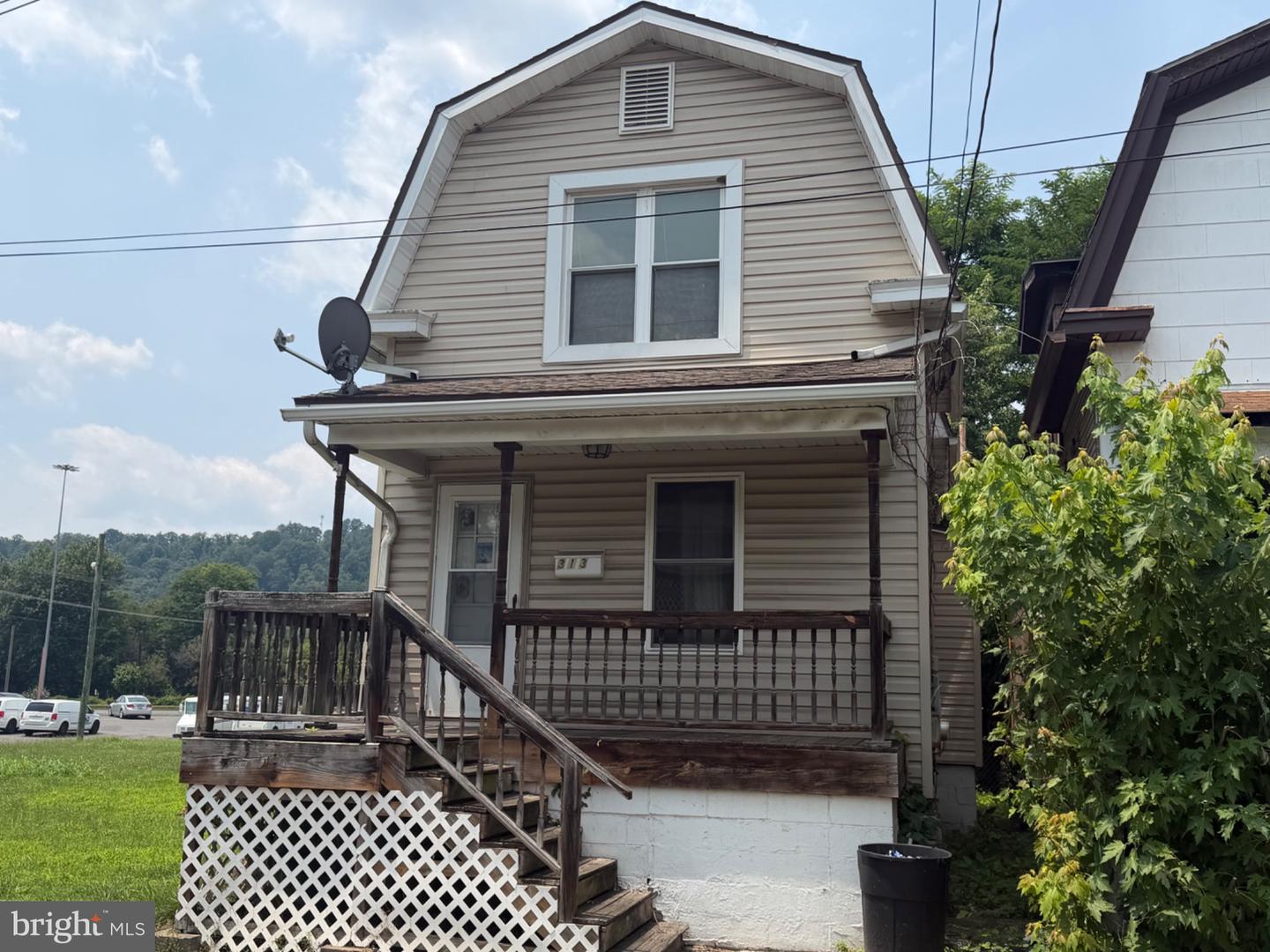 313 S Cedar Street