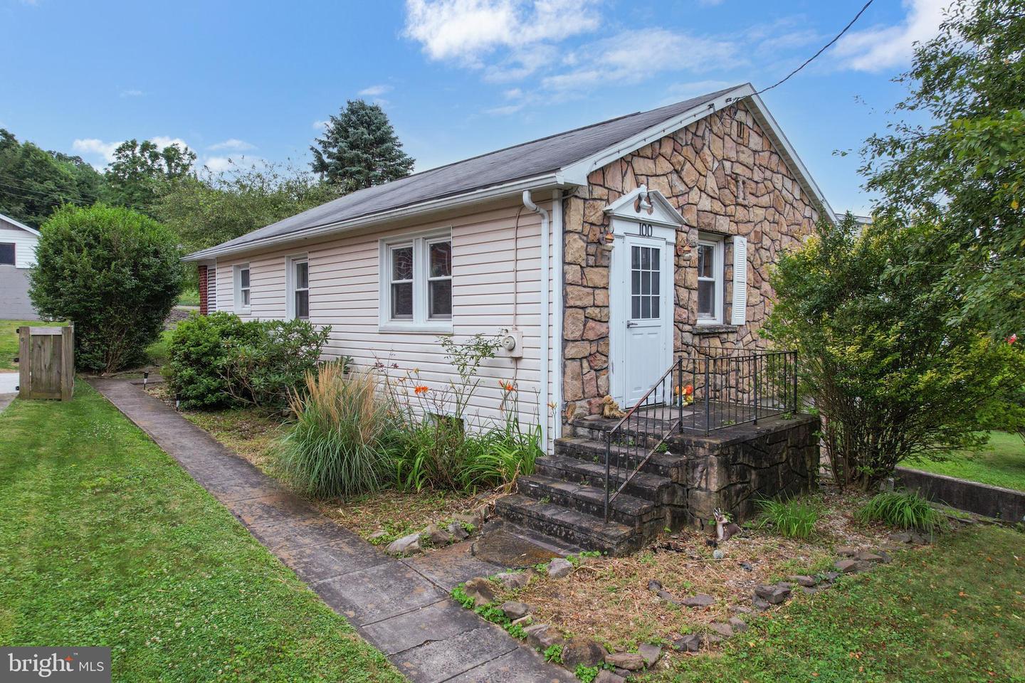100 Braddock Road