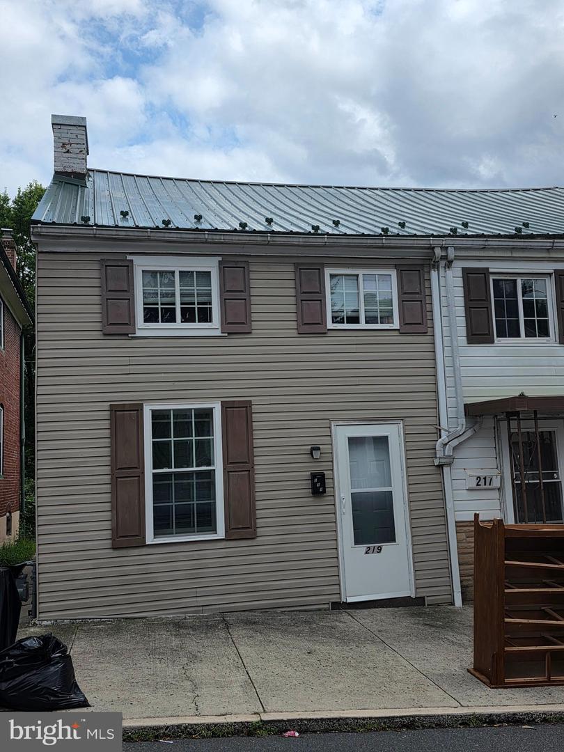 219 Pear Street