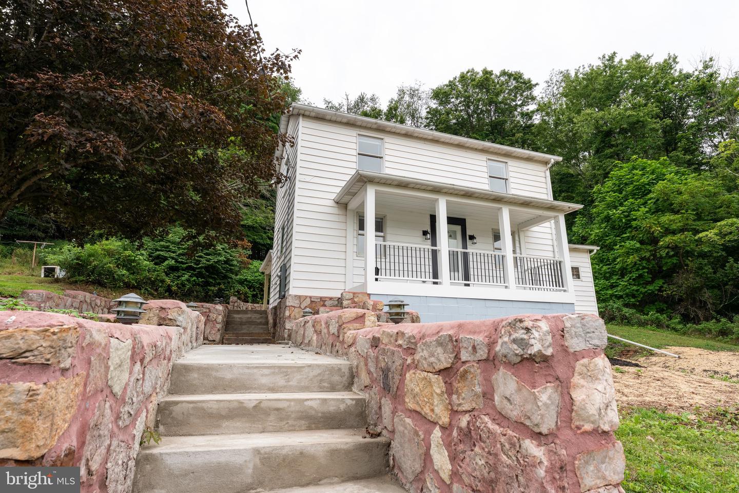 10701 Hoffman Hollow Road SW