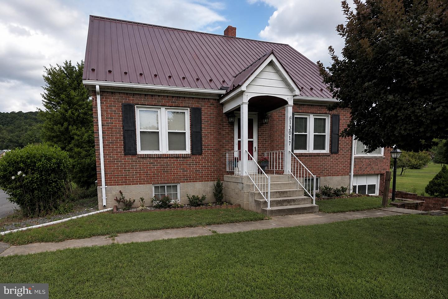 13017 Acre Lane NE