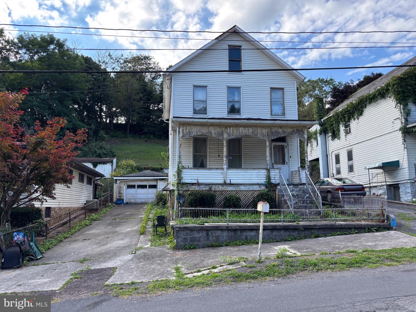432 Pine Avenue