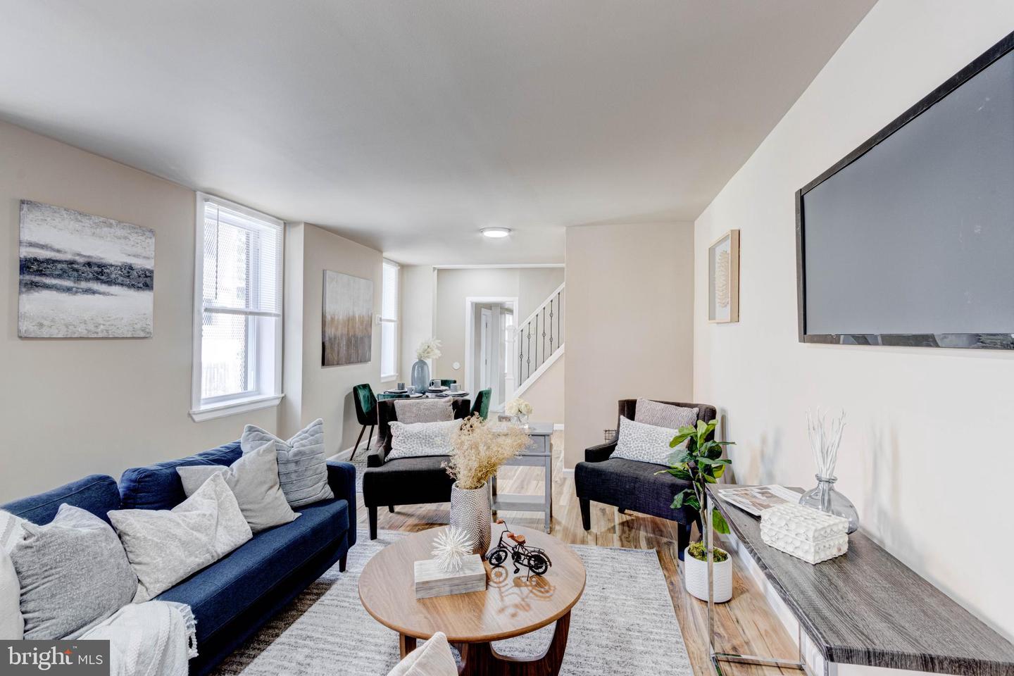 889 W Lombard Street, Baltimore