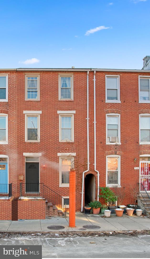 121 W Hamburg Street, Baltimore