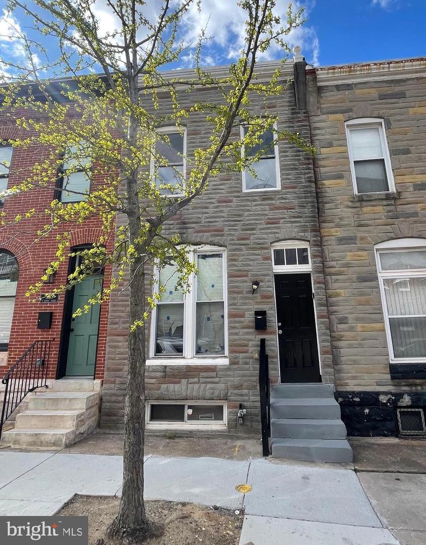2221 E Biddle Street, Baltimore