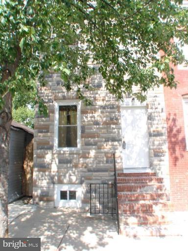 105 Carrollton Avenue, Baltimore