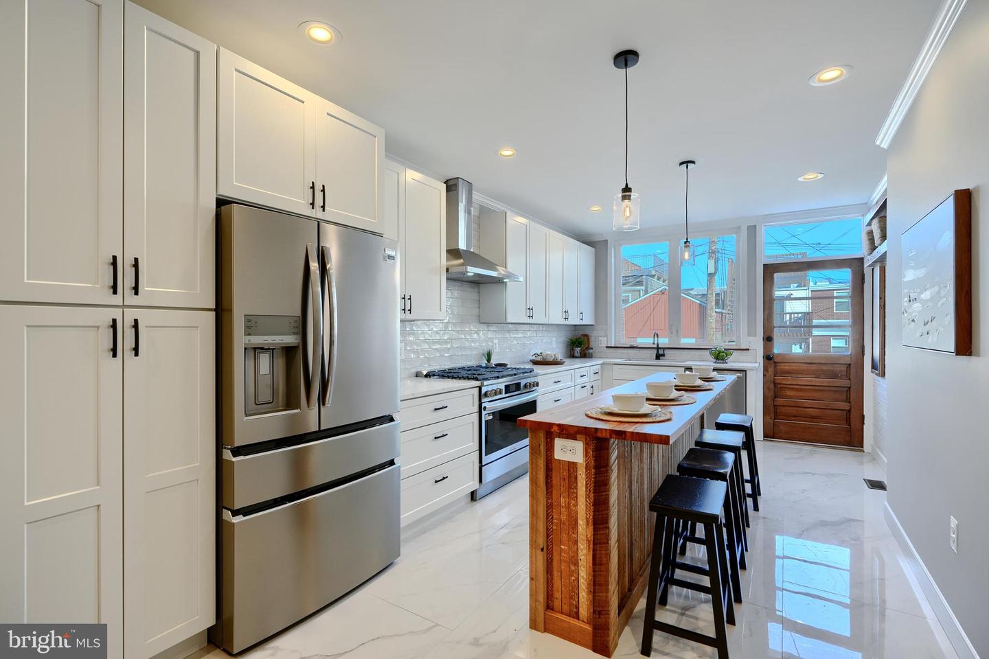 720 E Fort Avenue, Baltimore