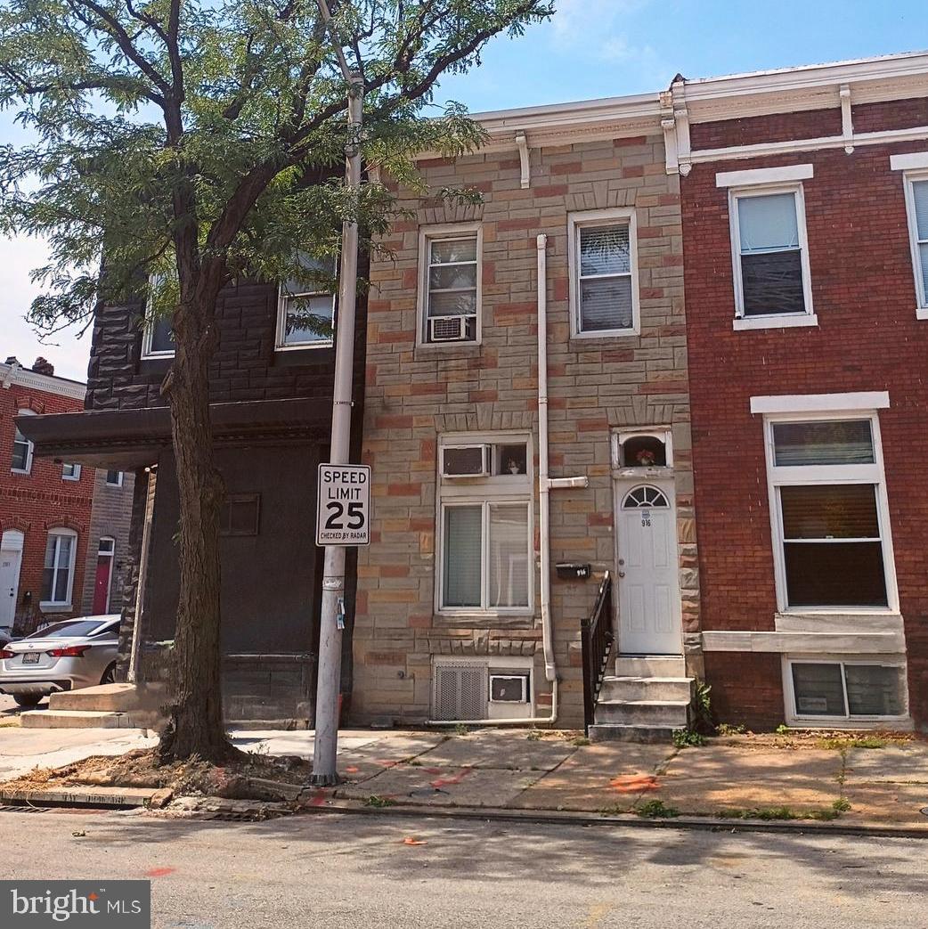 916 S Carey Street, Baltimore