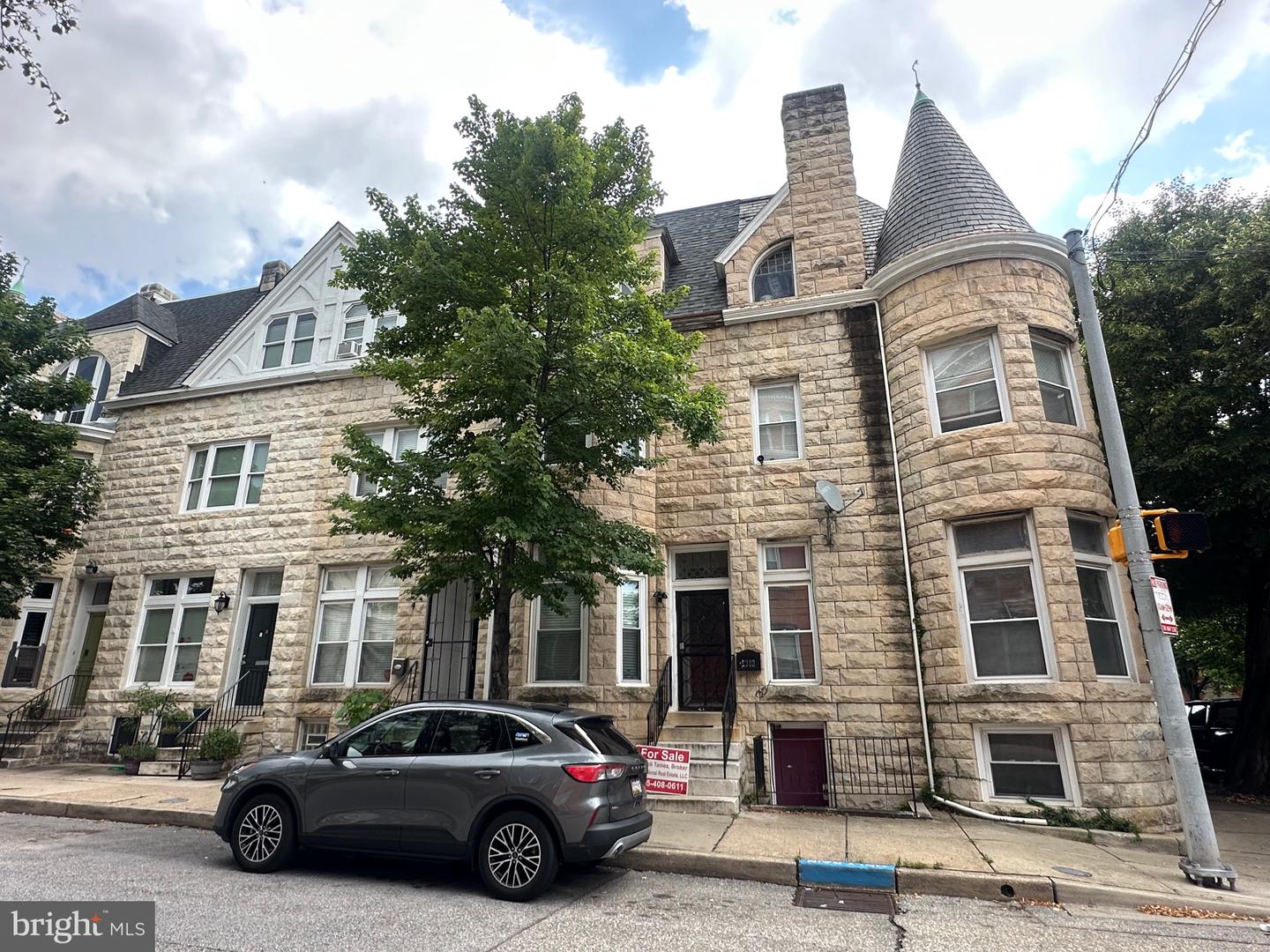 2303 N Calvert Street, Baltimore
