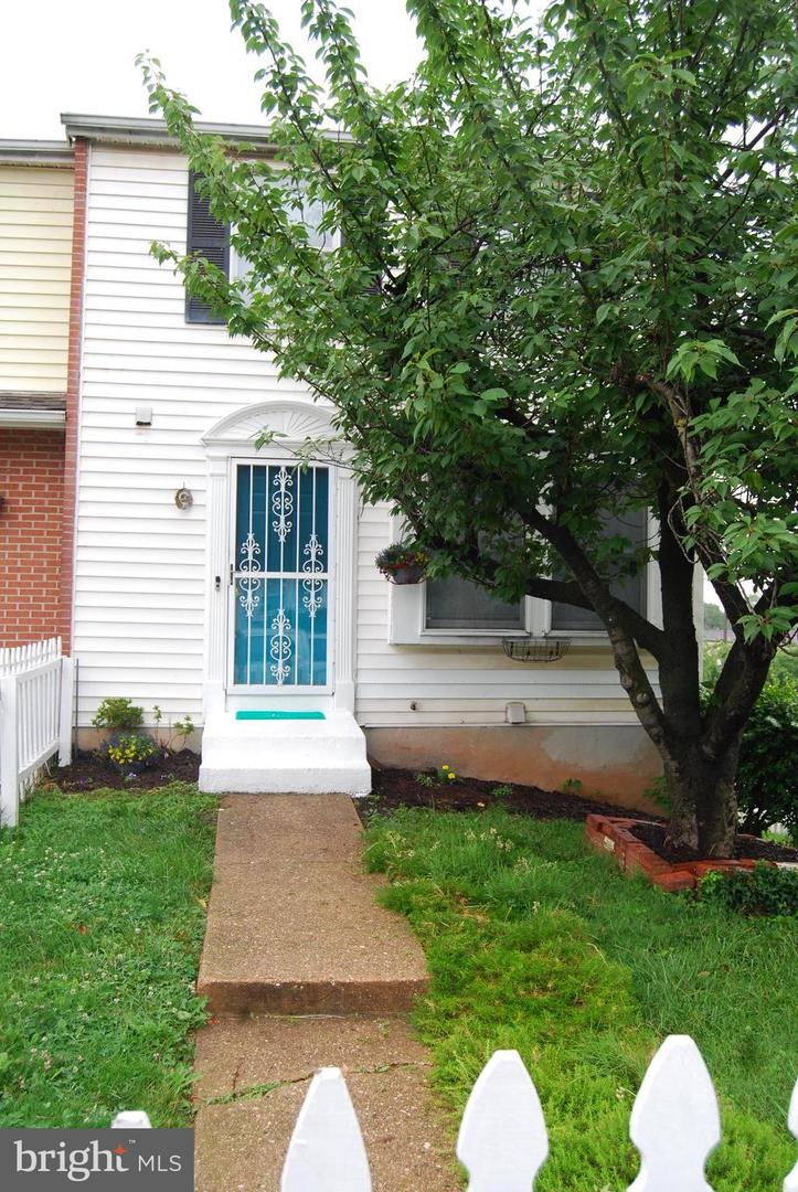 2400 Ridgely Street, Baltimore