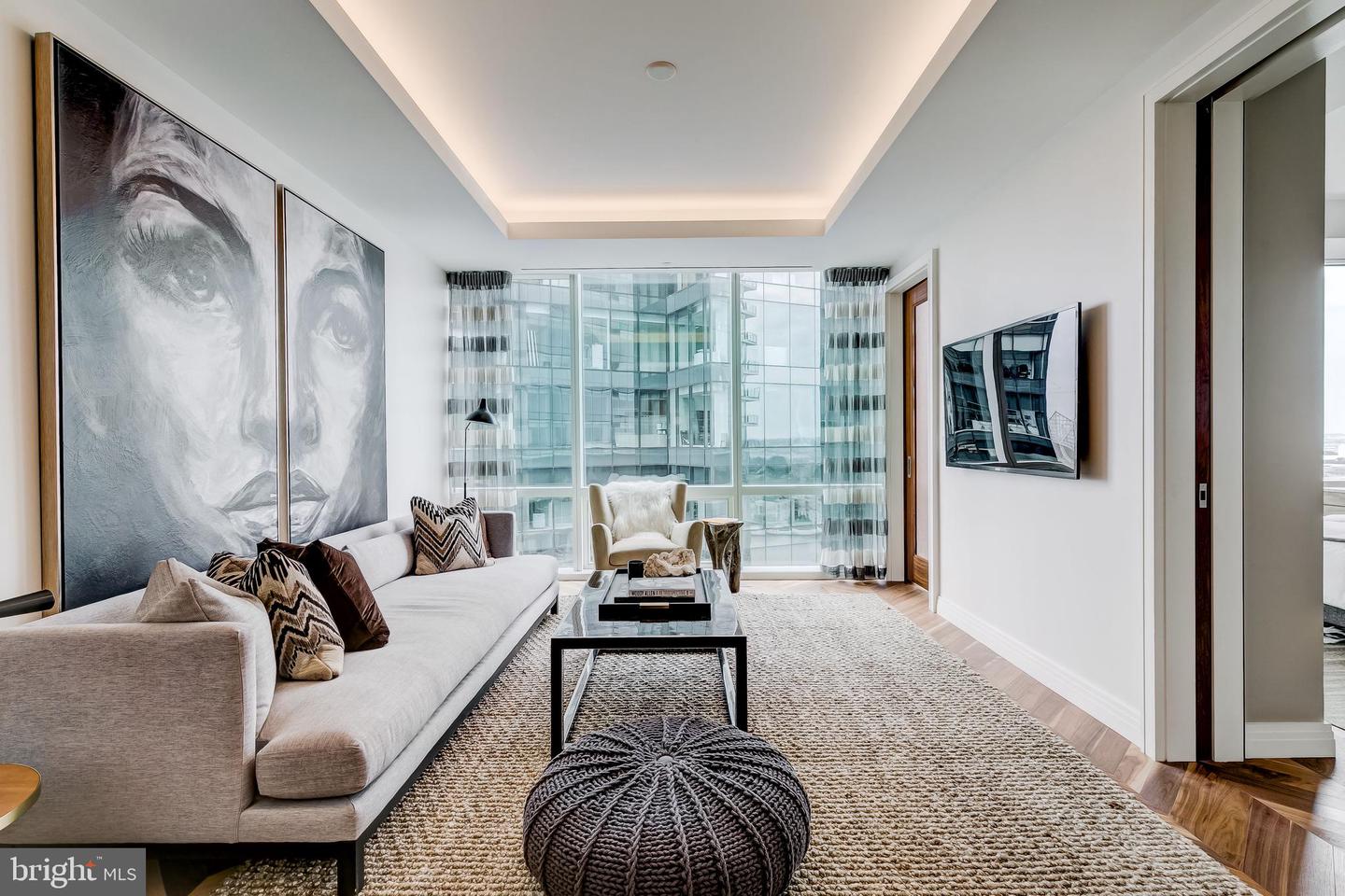 300 International Drive #1907