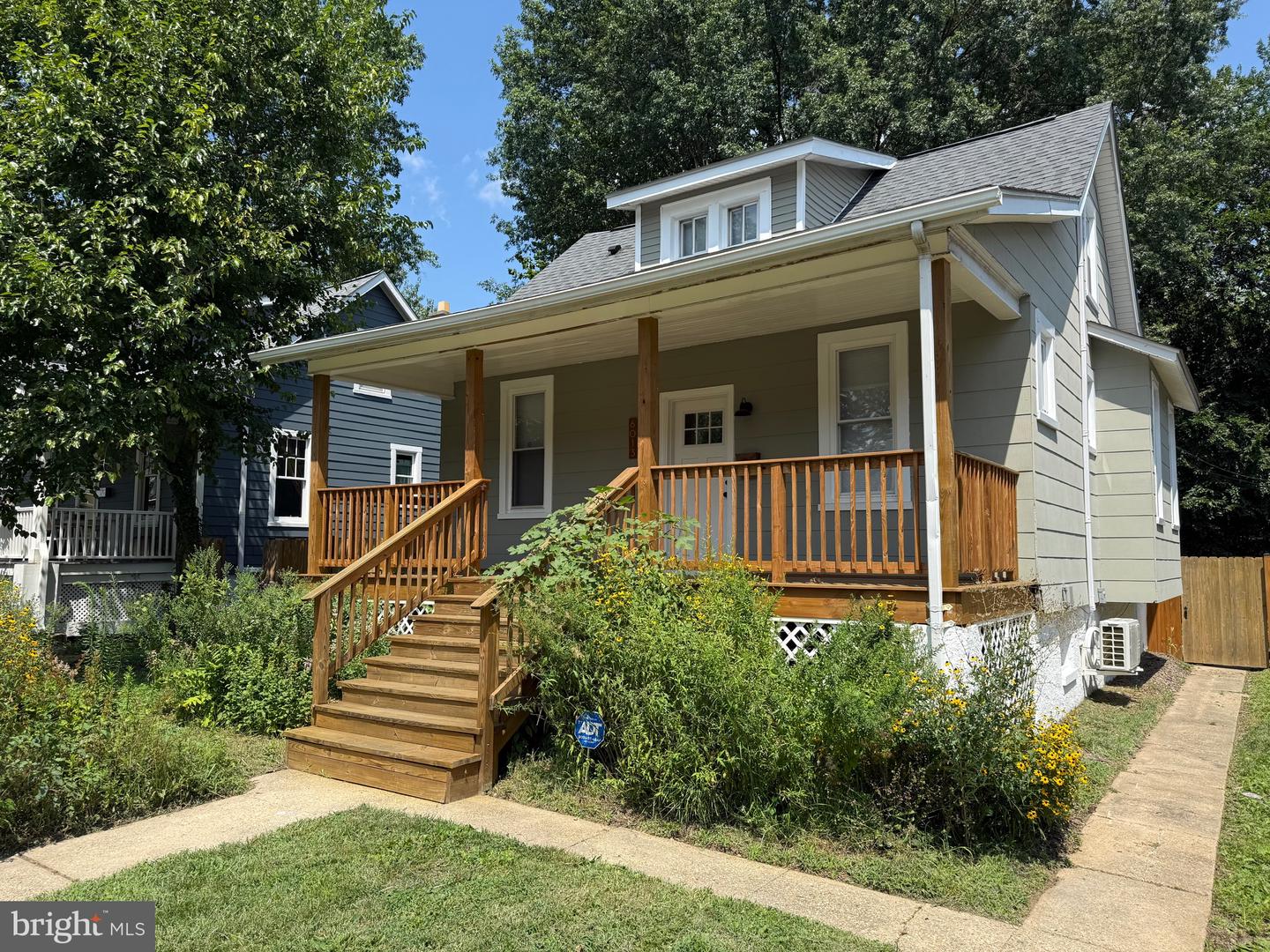 6013 Pinehurst Road, Baltimore