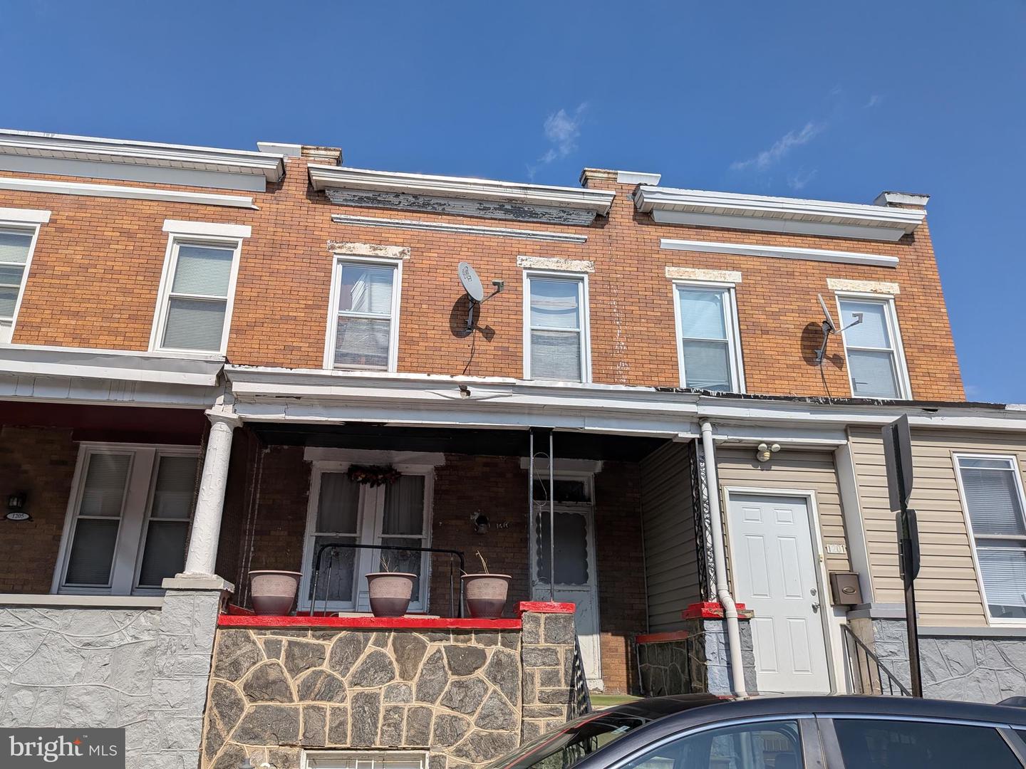 1203 N Curley Street