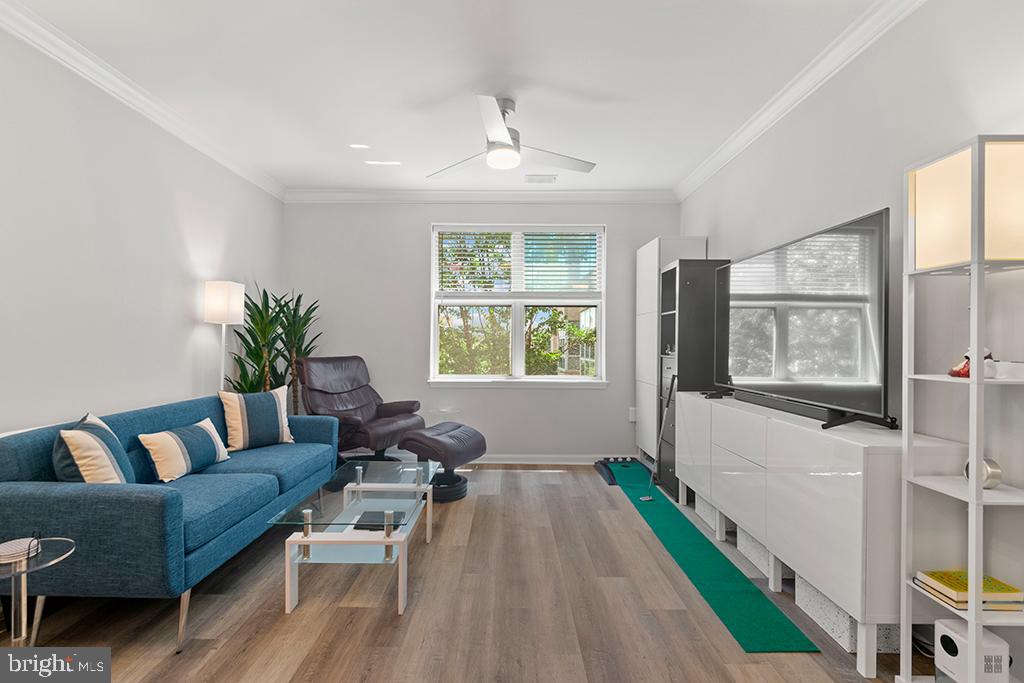23 Pierside Drive #326