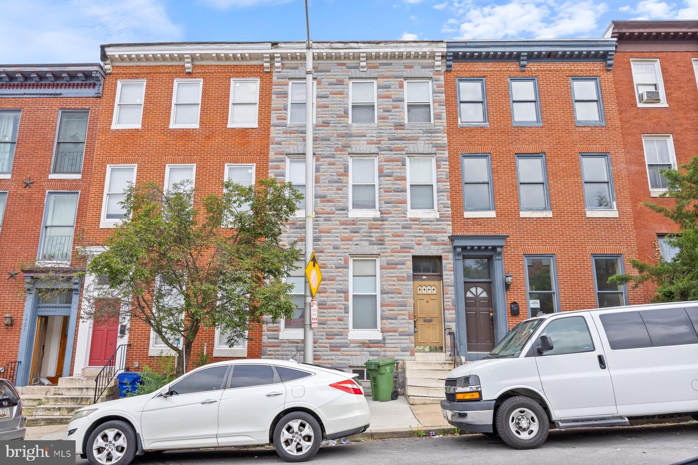 1725 Hollins Street, Baltimore