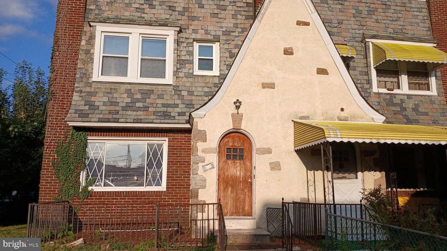 733 Lyndhurst Street, Baltimore