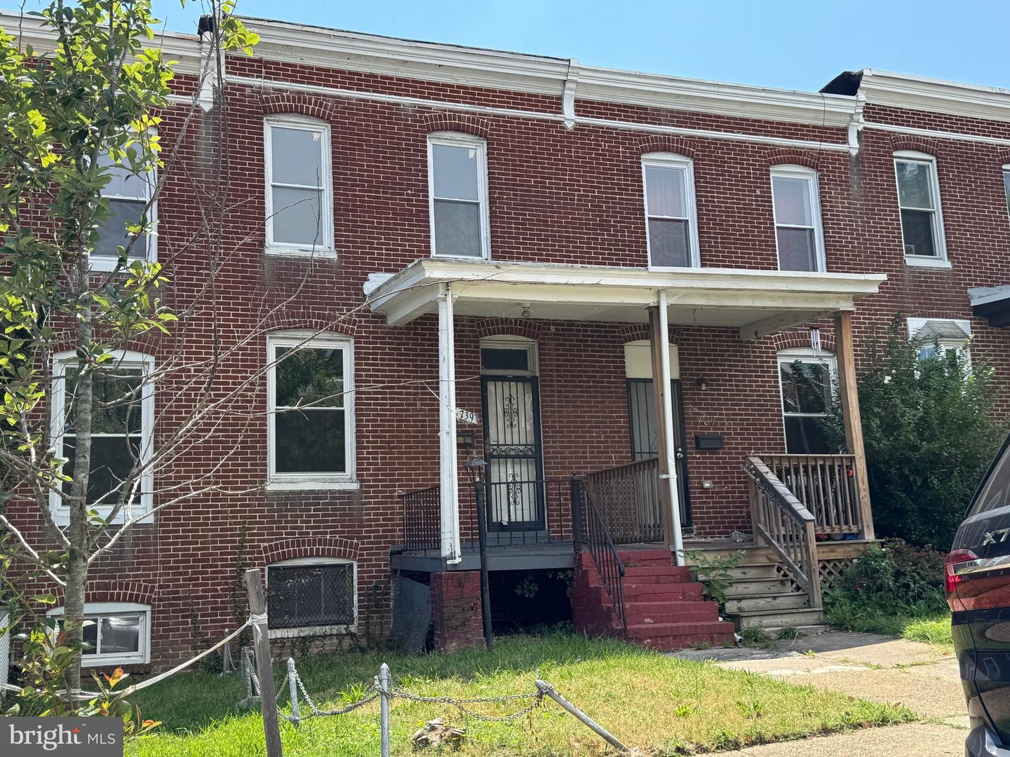 739 E 36th Street