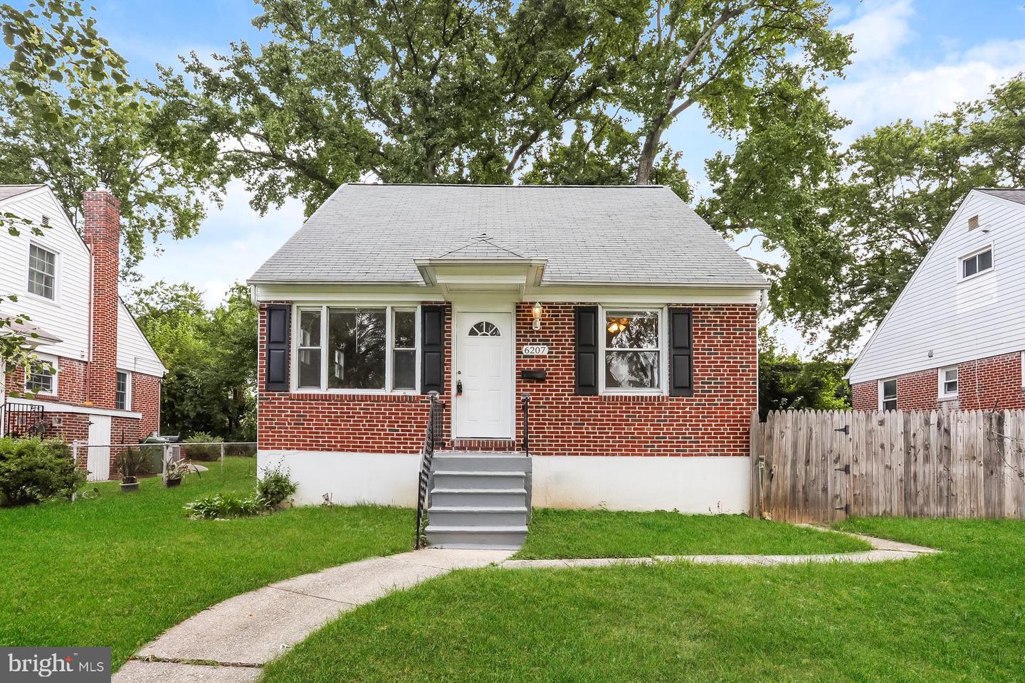 6207 Eastern Parkway, Baltimore