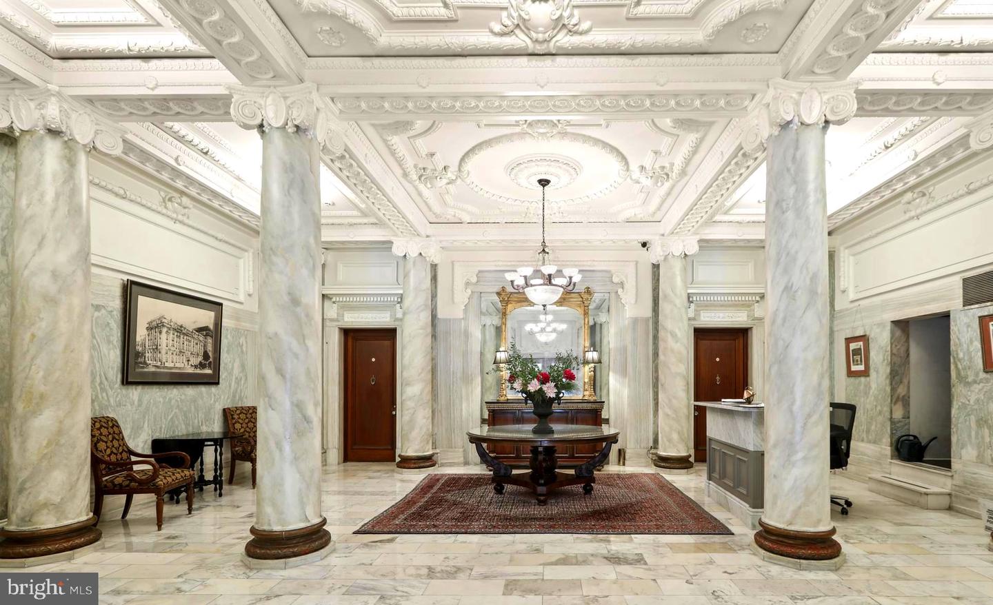 700 Washington Place #2d