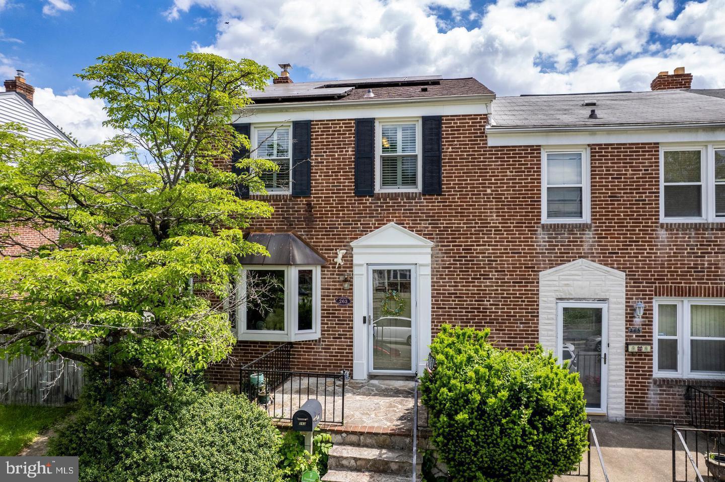 263 Medwick Garth E, Catonsville