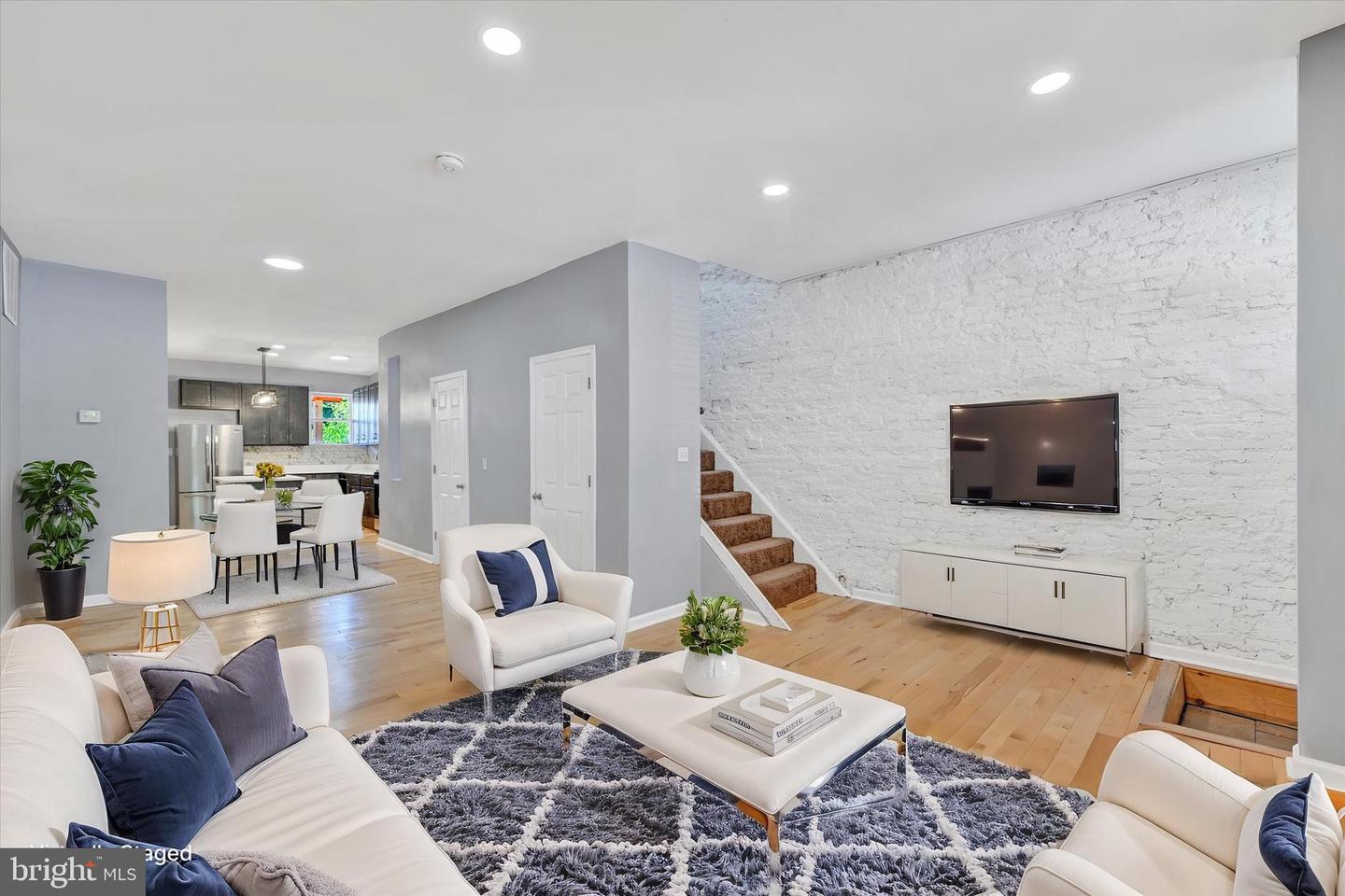 327 E 24th Street, Baltimore