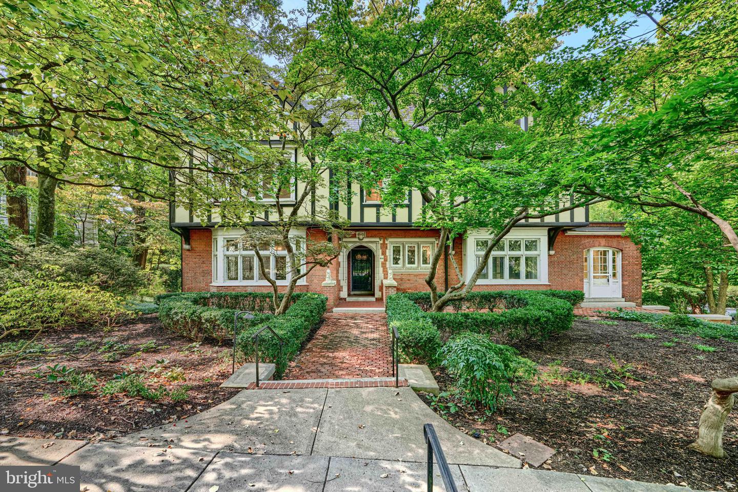 210 Ridgewood Road, Baltimore
