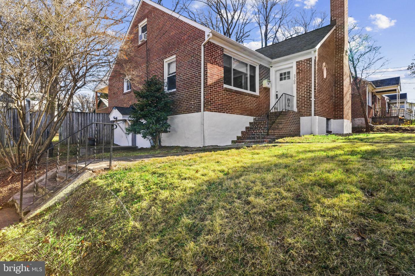 5709 Woodcrest Avenue, Baltimore