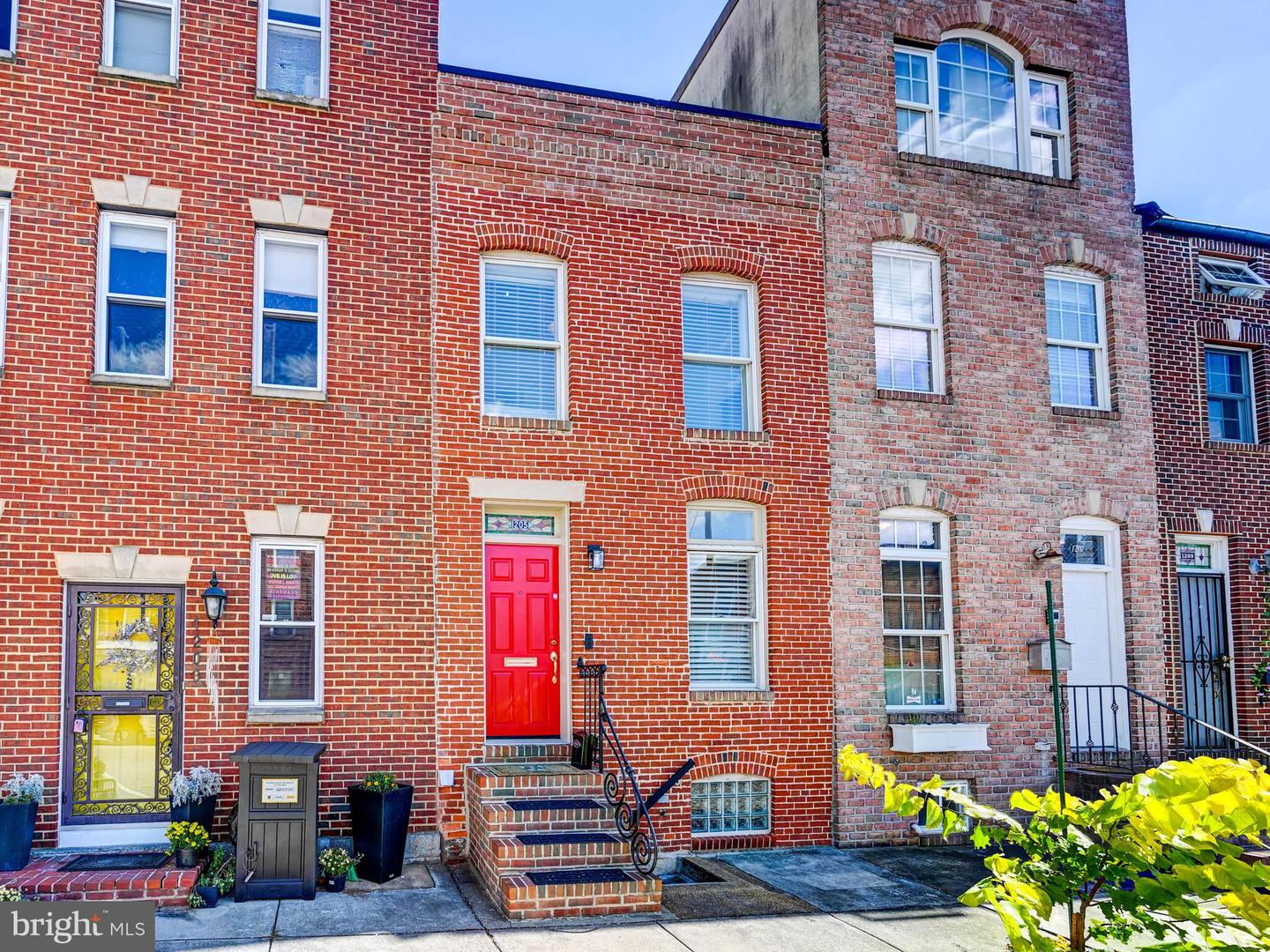 1205 S Clinton Street, Baltimore