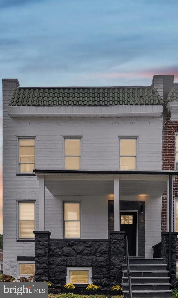 5100 Queensberry Avenue, Baltimore
