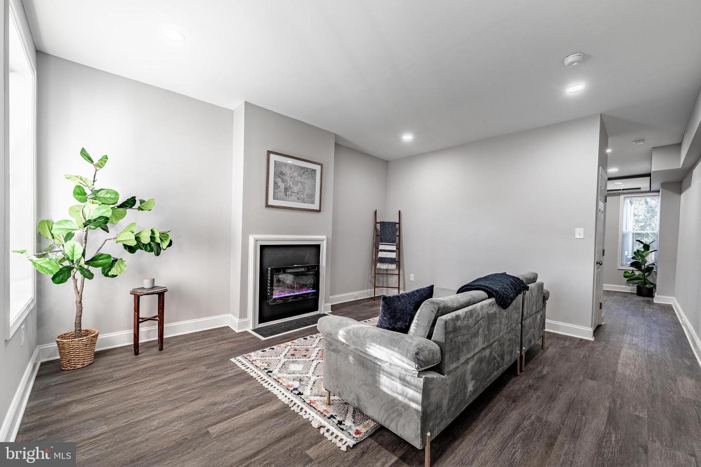 708 W 34th Street