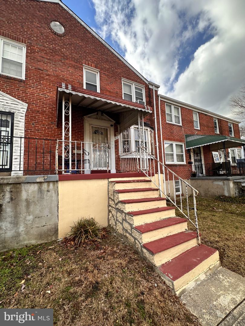 918 Cooks Lane, Baltimore