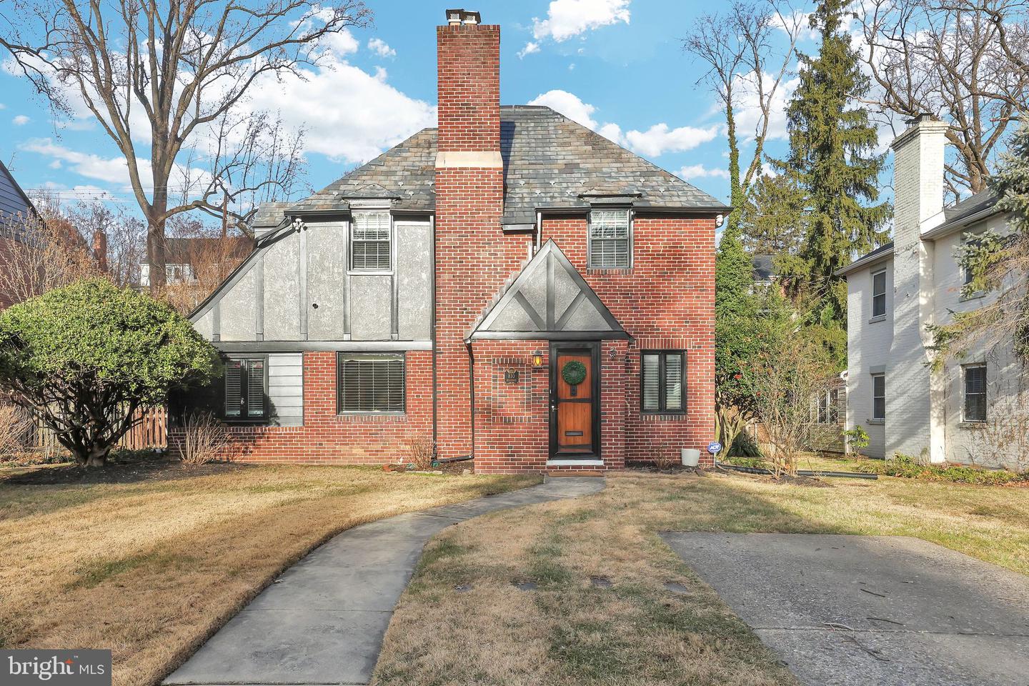 810 E Belvedere Avenue E, Baltimore