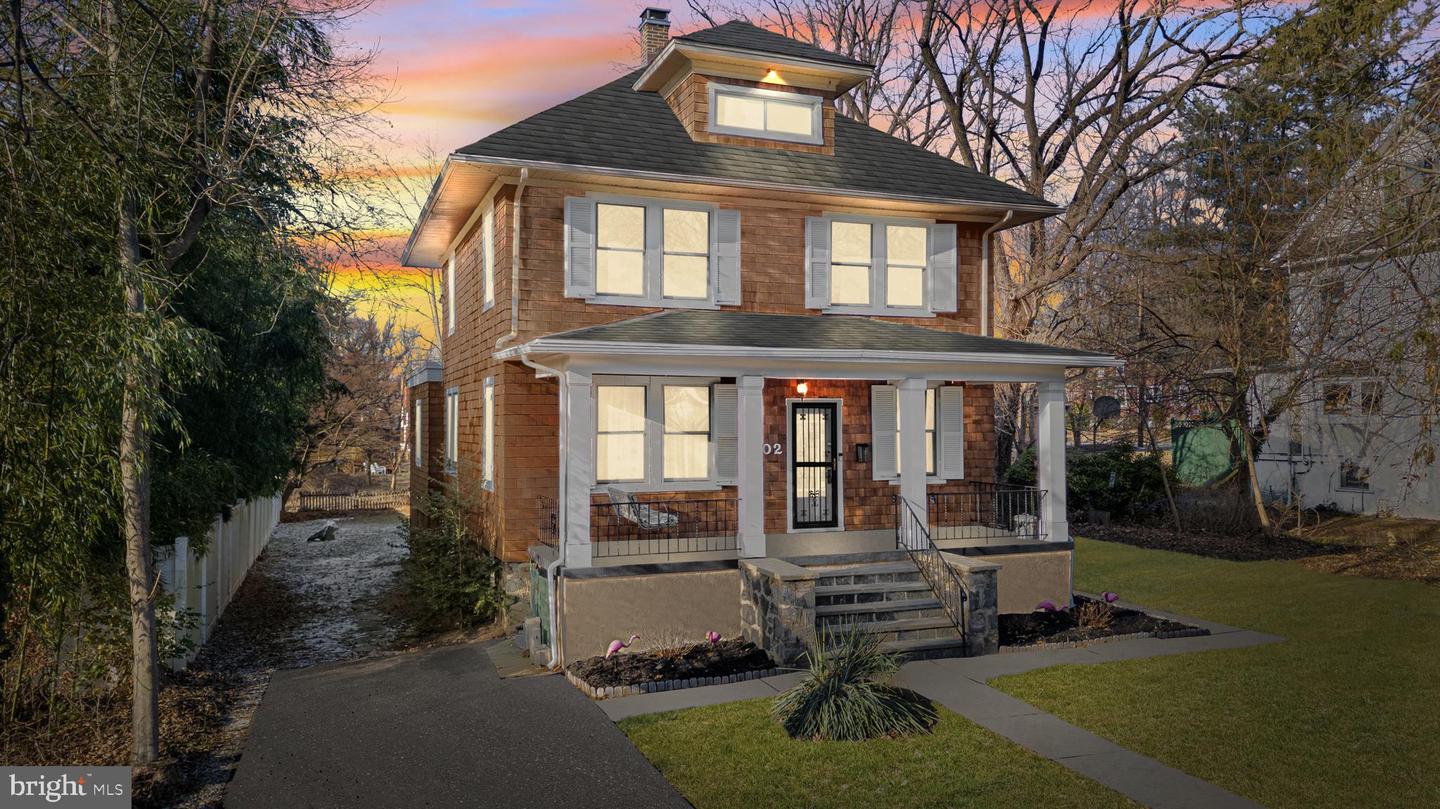 2802 Manhattan Avenue, Baltimore