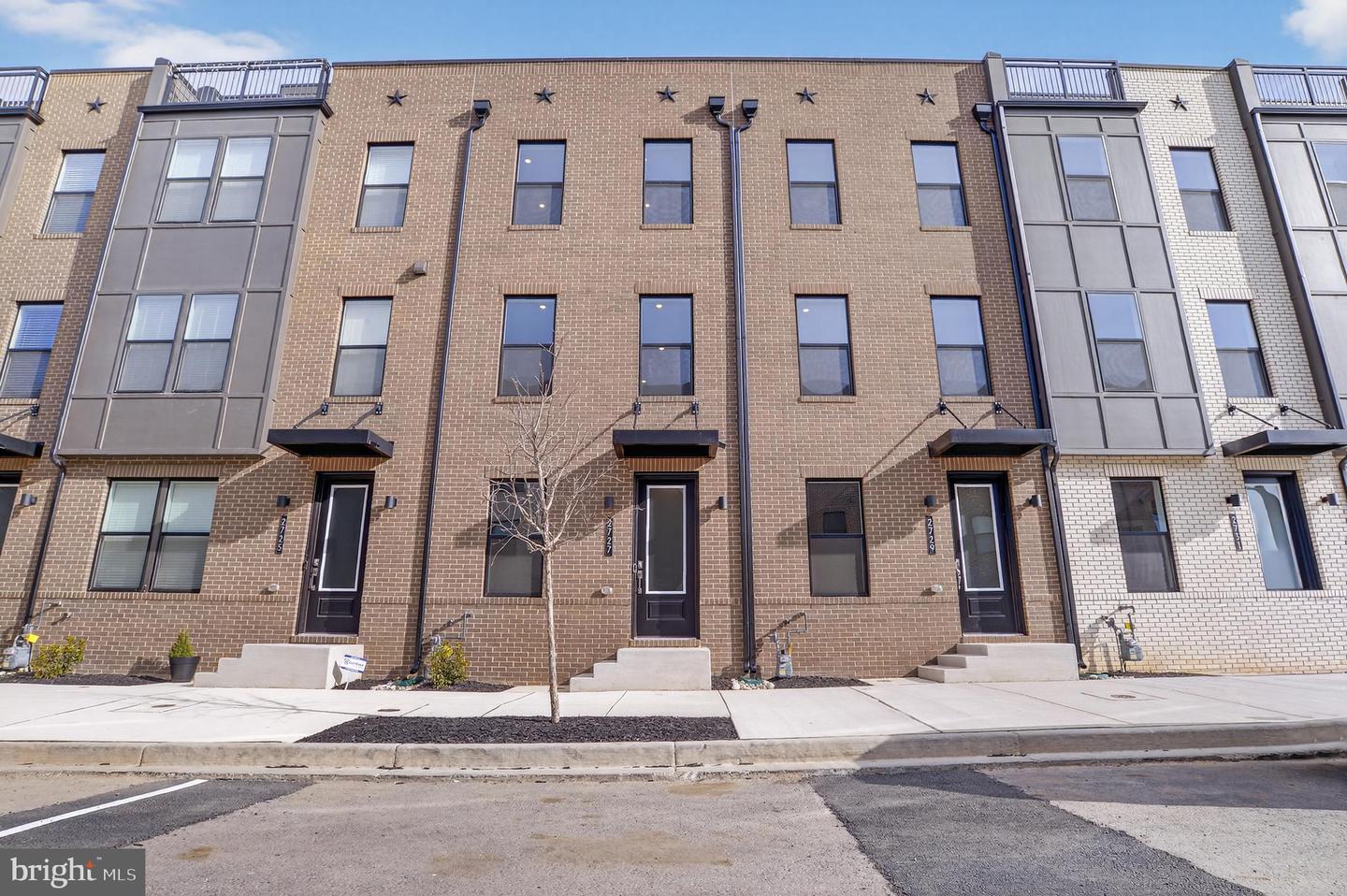 2727 Light Street, Baltimore