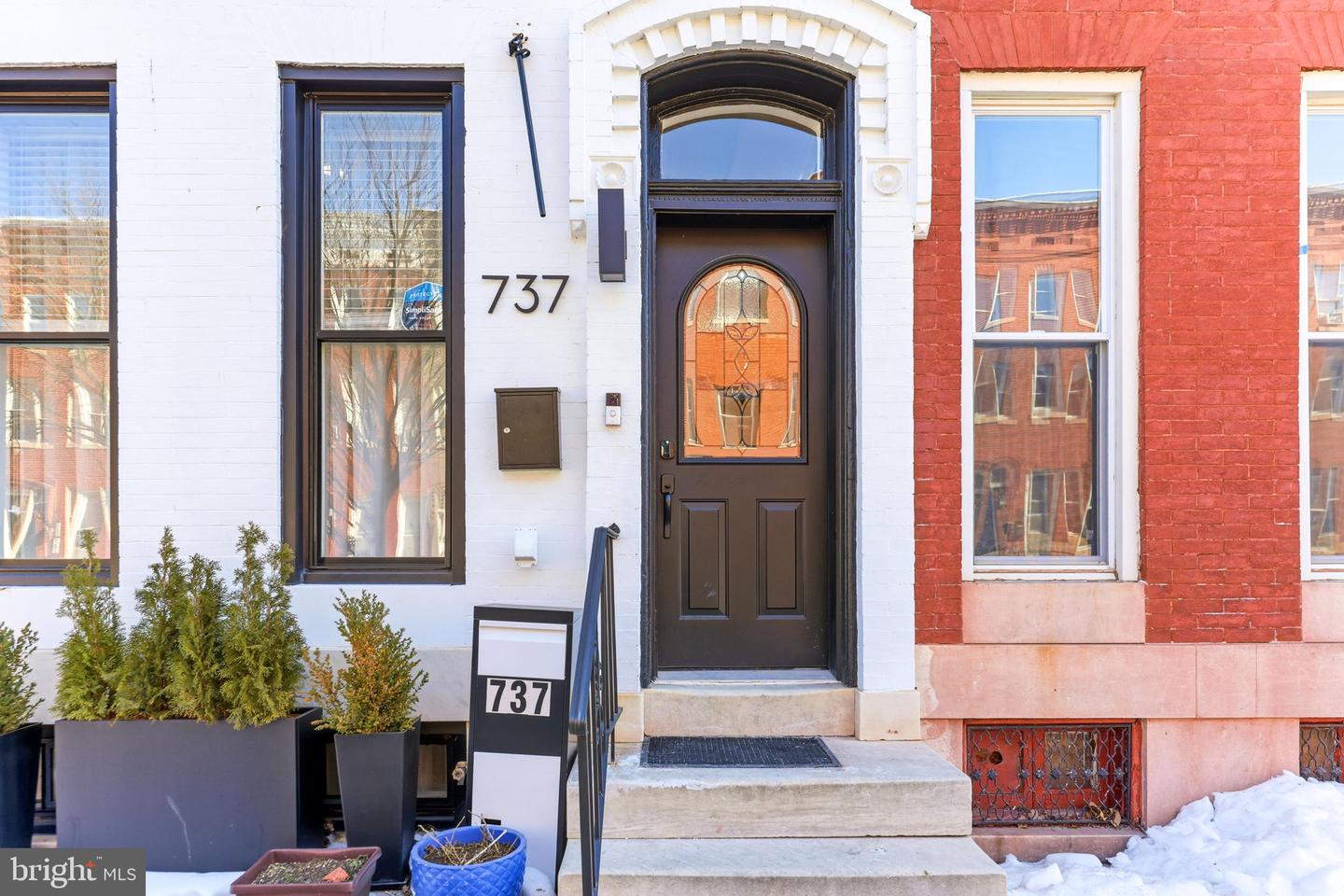 737 Dolphin Street, Baltimore
