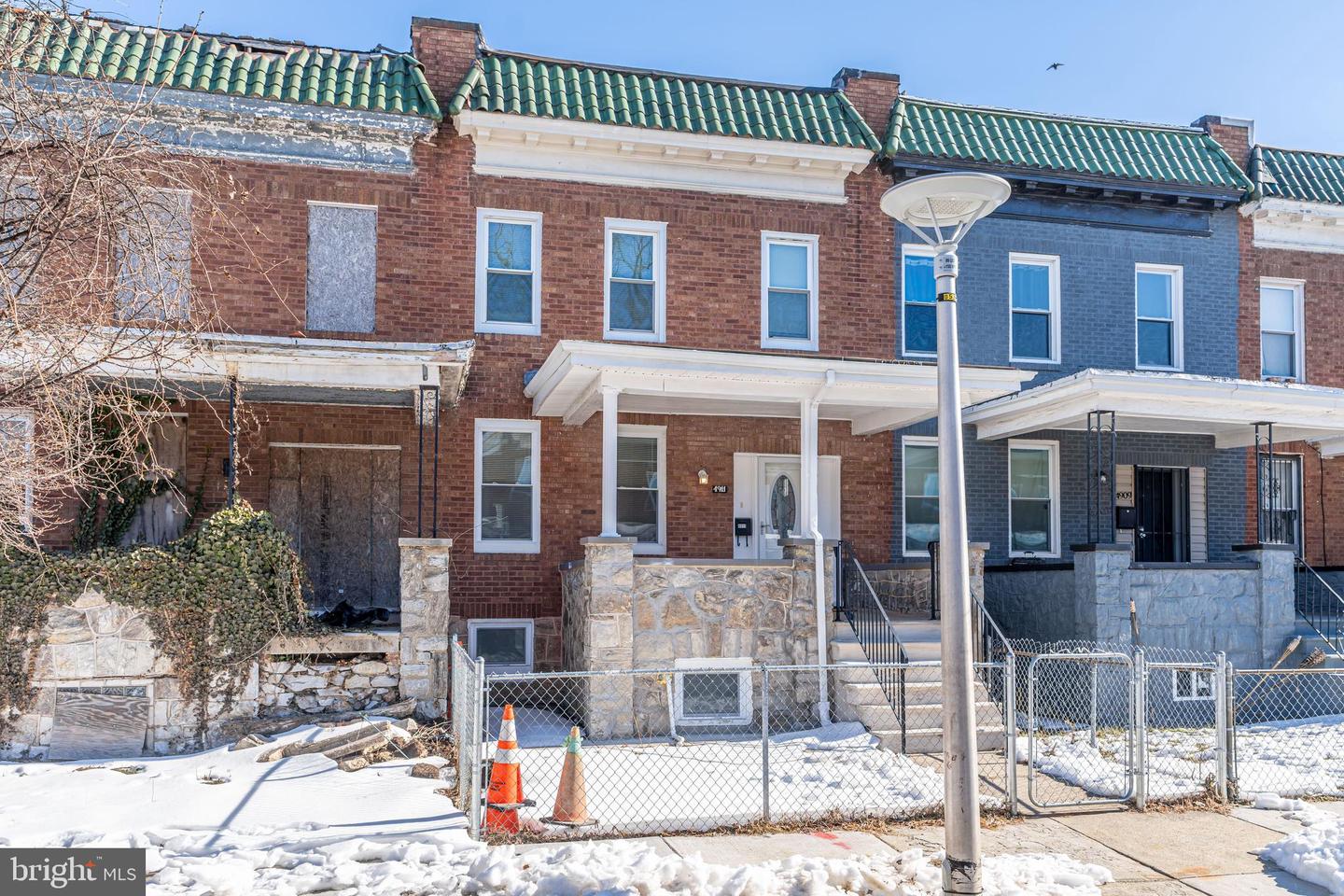 4911 Queensberry Avenue, Baltimore