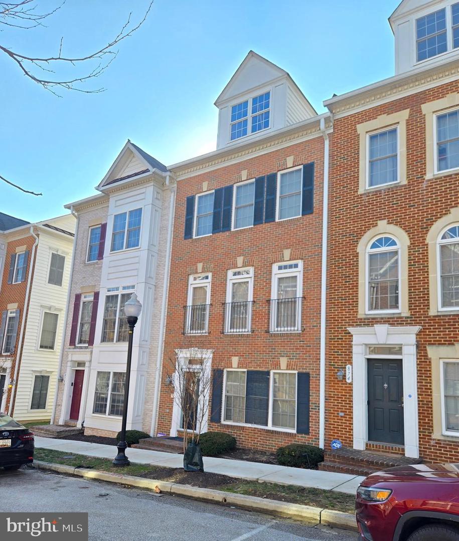 876 Ryan Street