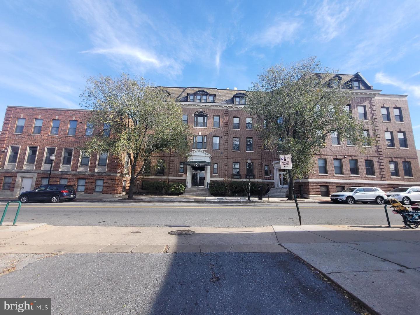 1211 Light St # 410