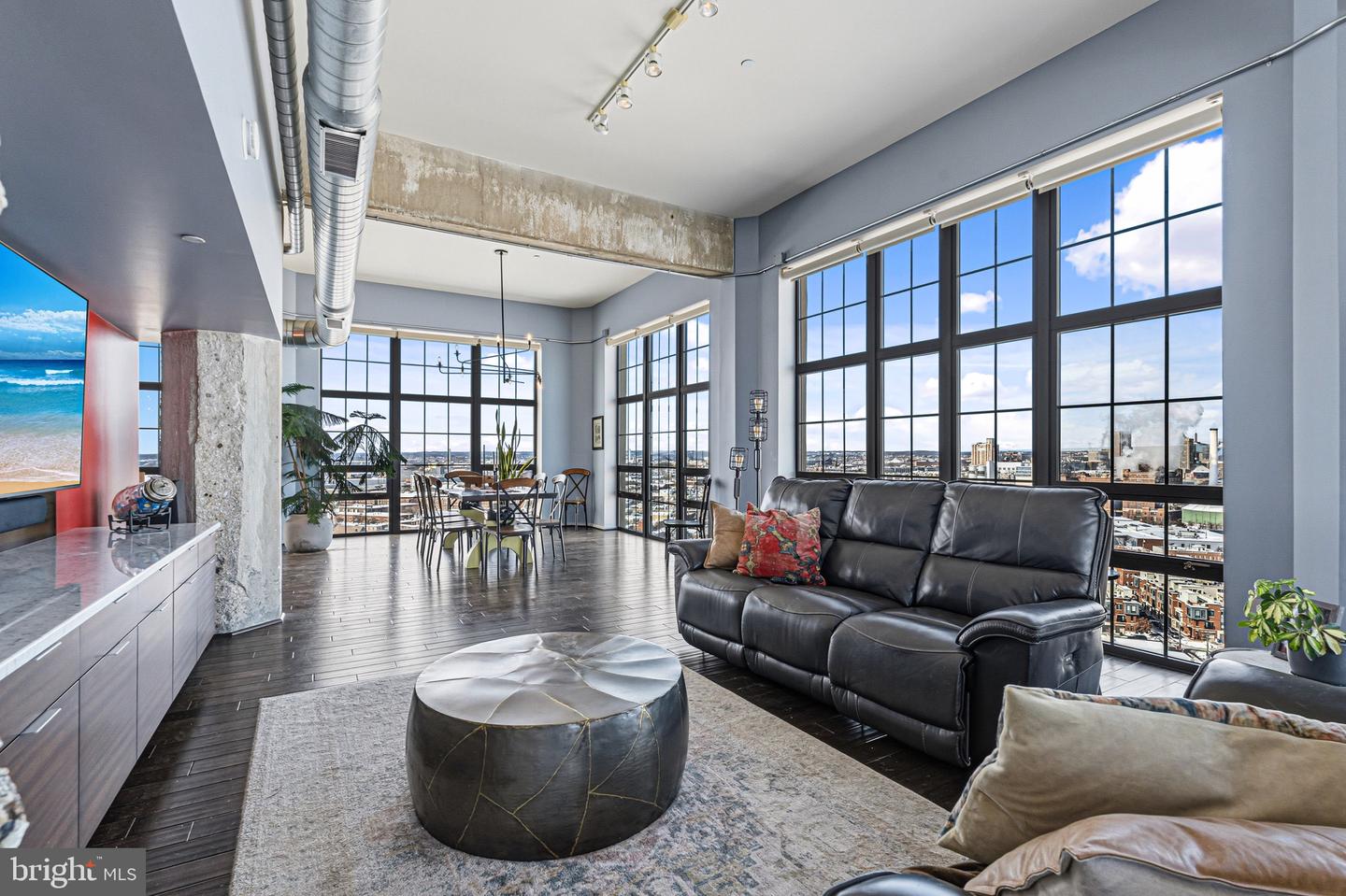 1200 Steuart Street #1711