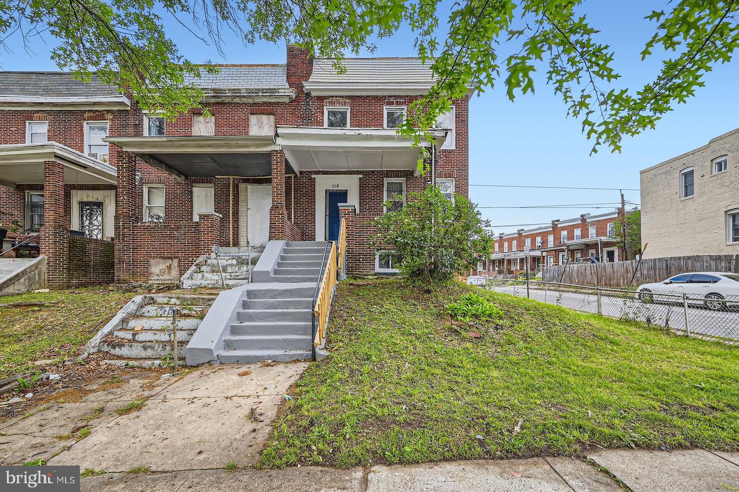 118 N Hilton Street