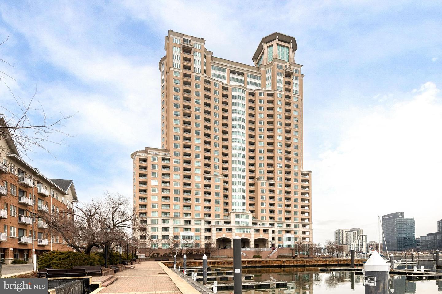 100 Harborview Drive #305