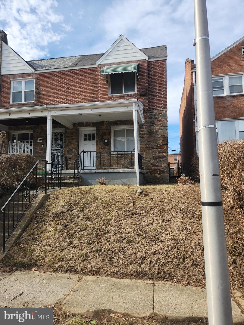 12 N Kossuth Street