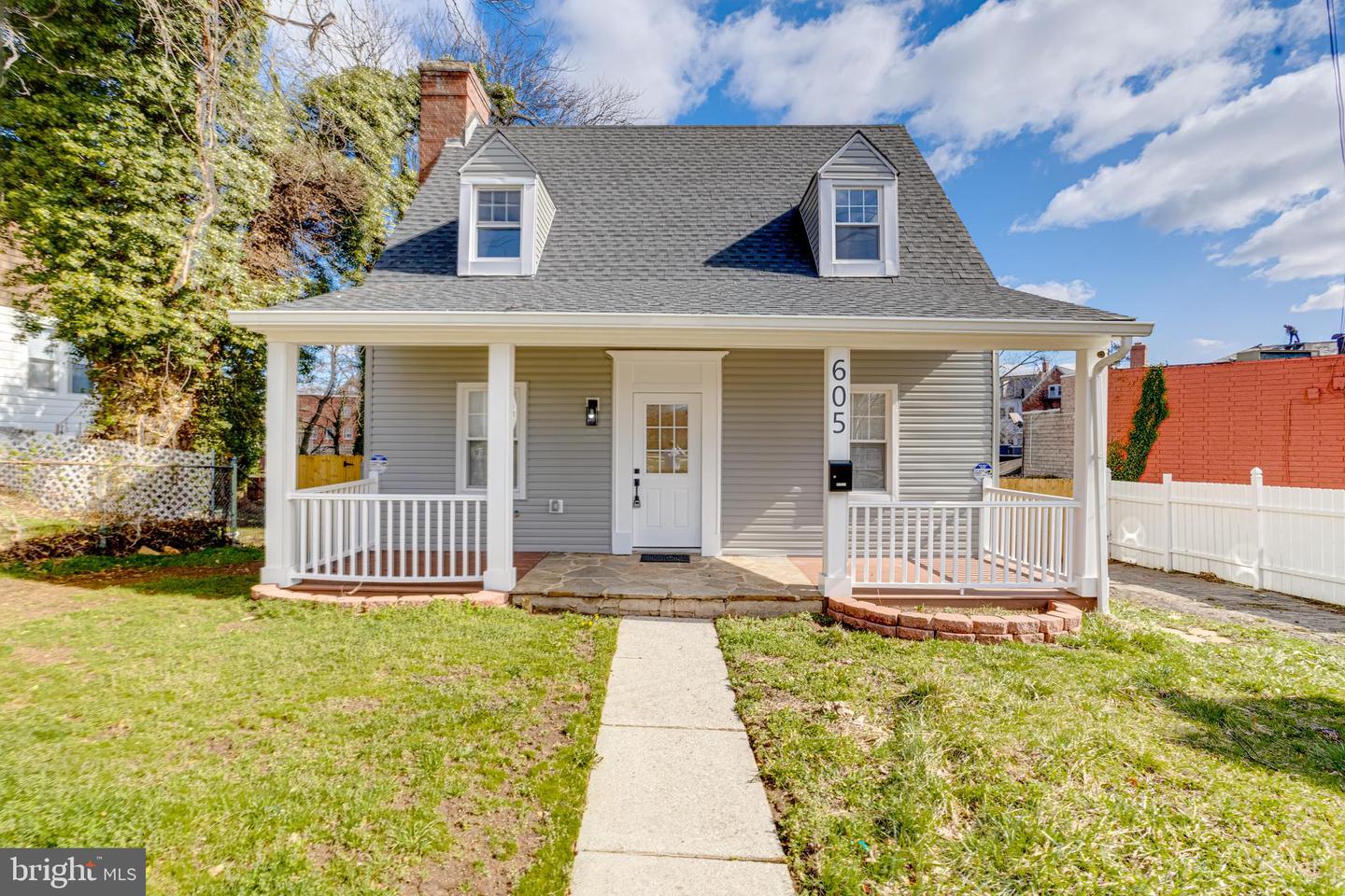 605 Walnut Avenue, Baltimore